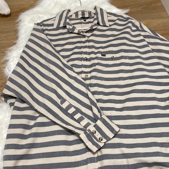 Hurley Ex-Boyfriend fit Wilson shirt - Picture 5 of 10